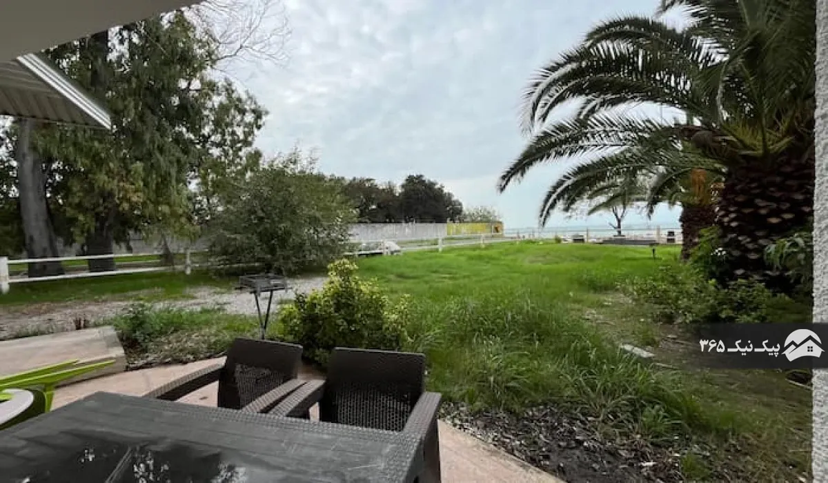 حیاط اجاره ویلا دو خواب پلاک اول دریا شهرک دریاکنار